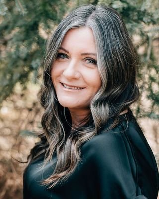 Leslie Pearson profile image
